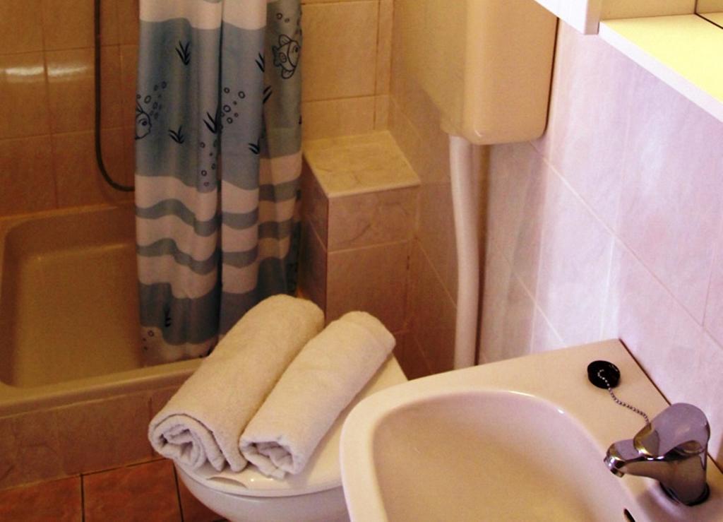 Apartment Old Town Makarska Chambre photo